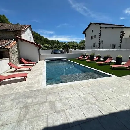 Maison Laurentzenia Bed & Breakfast Saint-Jean-Pied-de-Port