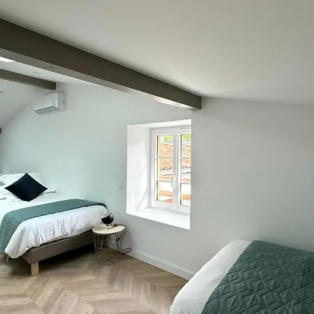 Bed & Breakfast Maison Laurentzenia 3*